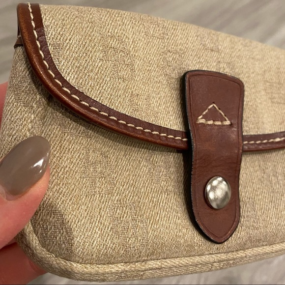 Dooney & Bourke small wristlet / wallet - Picture 7 of 15